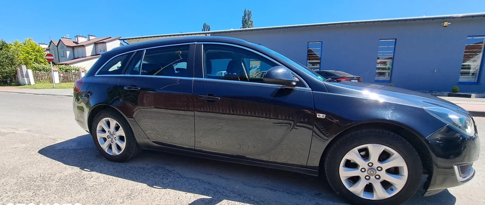 Opel Insignia cena 31900 przebieg: 153000, rok produkcji 2016 z Tarnów małe 154